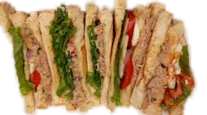 Club sandwich tuna